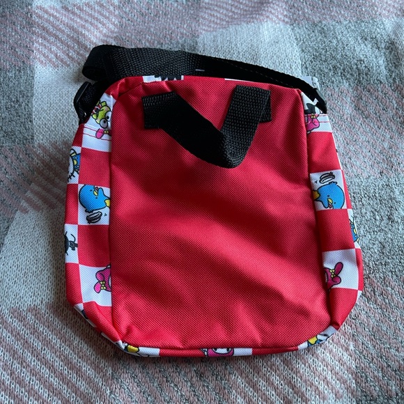 NWT Hello Kitty & Friends Crossbody Bag - Picture 2 of 5